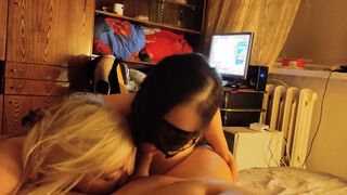 russian two women head