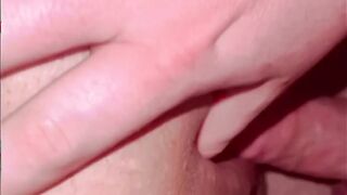 Amateur lover squirts then gets cummed