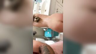Mil offer blow job into the bathtub and banged! on counter