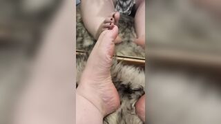 How I take my feet pics inside the mirror
