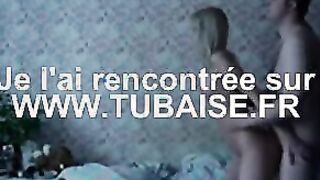 Un père obsédé se tape une blondinette