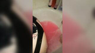 Bath Tub Fun Into Jelly Slime - Check Out LoveJelly