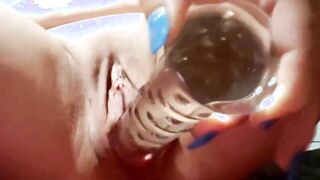 Unboxing the monstrous glass toy I've ever met and squirting on it