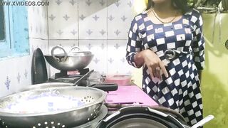 The maid who came from the village did not have
