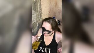 I swallow my masters piss from a glass