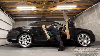 FUCKING MRS ON BENTLEY SQUIRTS EVERYWHERE
