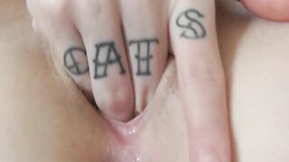 HOE FISTS HER TWAT, SMELLS HER JUICES, AND TASTES THEM