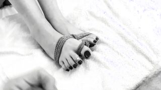 Kinktober day 21 - TOES KINK: Bound up oily foot SCREWED - Cum on her little feet: Bdsmlovers91