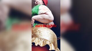 Gotta Got Up: Yippie Stoner Bimbos Gets Naked and Shakes Her Titties