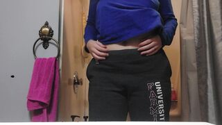 Bae 19 Yo Gets Naked Before Taking A Soapy Shower
