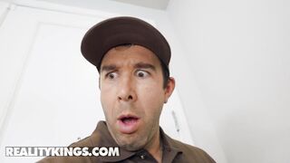 Reality Kings - College Roommates Gia Derza And Ava Sinclaire Prank Delivery Man Will Pounder