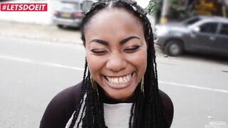 MAMACITAZ - #Morella Mazo - Colombian African Gets Picked Up