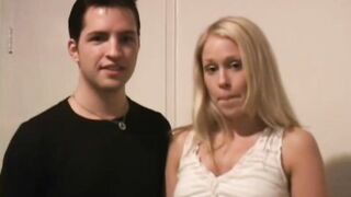 Blonde Hoe fuck inside College Sex Party