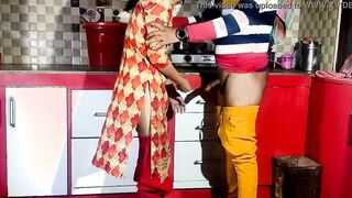 I pounded my maid after bath tub. Inside kitchen