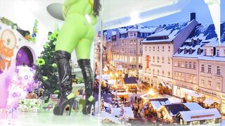 grinch open the gifts and dance in the pole