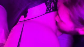 squirting on senpais face he tried not letting me cum . onii chan eats me out