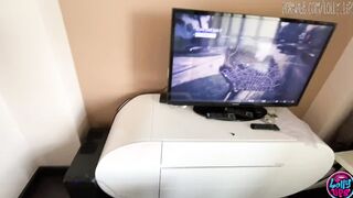 Women watched porn inside vr glasses and masturbating her twat, then bro banged her