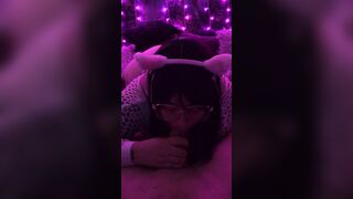 SPAMQUEEN AS KITTYGIRL DEEPTHROATS AND LICKS HUGE DICK
