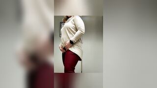 Solo curvy ex-wife pulls her jugs out and shows her vagina