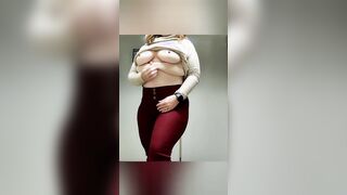 Solo curvy ex-wife pulls her jugs out and shows her vagina