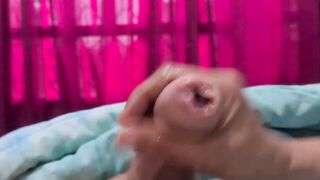 Mastrubate my boss, he want me to do it untill his orgasm . I am just a mais but he