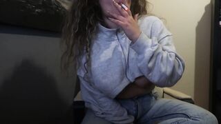 CURVY BIMBOS with TIGHT JEANS and NATURAL JUGS SMOKE a CIGARETTE for YOU