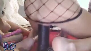 Monstrous vibrator cunt fucked till orgasm