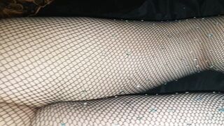 My fiance likes to performance off her body inside tights , she have goddess toes