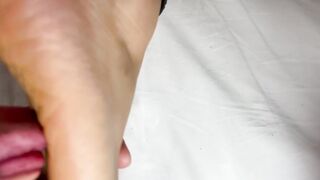 smelling her super sexy toes bound with gold chain and soaked with milk