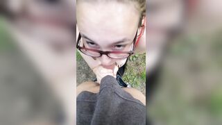 Hoe gets a facial on the hiking trail.