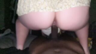 Rides dick