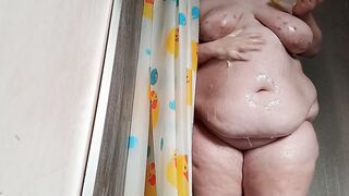 BBW INTO THE SHOWER