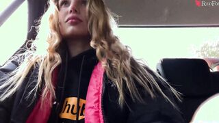 Bombshell Beauty Masturbates Twat Inside Taxi Driver And Gets Orgasm