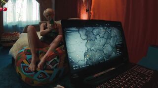 Cute Bombshell Playfully Blows And Ride A Big Penis