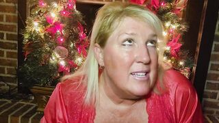 CHRISTMAS ONE OF A KIND: BLOWJOB ELF GETS TO SLIDE HIS NORTHPOLE IN MRS CLAUS WHILE SANTA DELIVERS PRESENTS