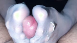 Babe gray RHT pantyhose closeup toejob (@toohotfeetforyou homemades)