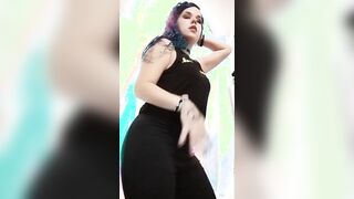 LAPDANCE ends with SQUIRTING point of view