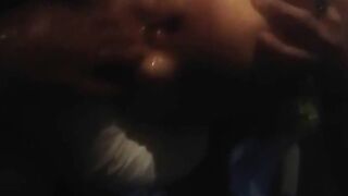 Fist anal extrême pour une mère de famille
