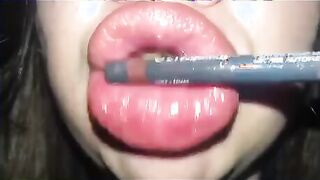 The lips you wish your gf had…