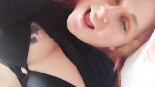 Miss.Quiinn making her incredible little tight cunt cum