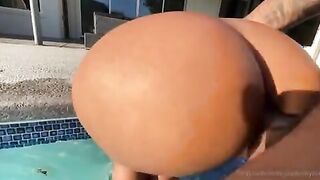 BY THE POOL SEX