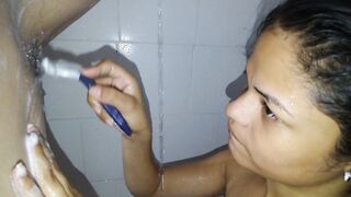 sweaty armpits licking and armpits shaving inside the restroom by the cheating hotwife