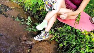 View Old Slutty Mom Demonstrate Beauty Legs And Smelly Soles - Amateur - Vlog