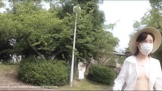 Japanese ex-wife inserted an anal plug in the long booty and flashing