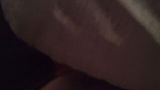 My lover loves my navel (She is of her)