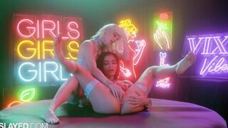 SLAYED Luscious ladies Emily & Charlotte lap each other up
