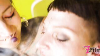 Anuskatzz fist beauty women with dreadlocks into cunt until she have an orgasm-Full video on: Z-filmz
