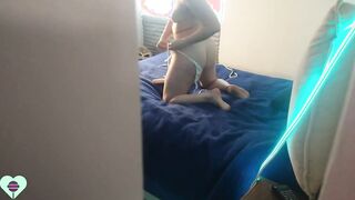 I discovered my cousin giving an sexsual performance with her