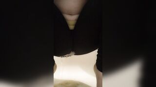 Squirt so wilde into ebony yoga lingerie - Soak african leggins getting soak after rough load of squirt