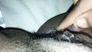 AFRICAN WOMEN MAKES HERSELF CREAM INTO THE MOTEL BED!!!